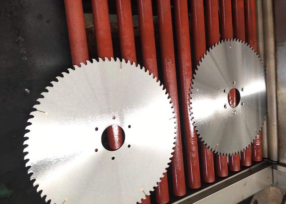 Wood cutting circular disc dia200450mm TCT saw blank and steel core