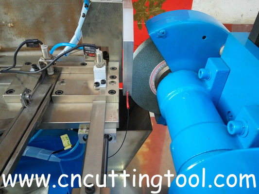 Automatic saw blade diamond segments grinding and sharpening machine