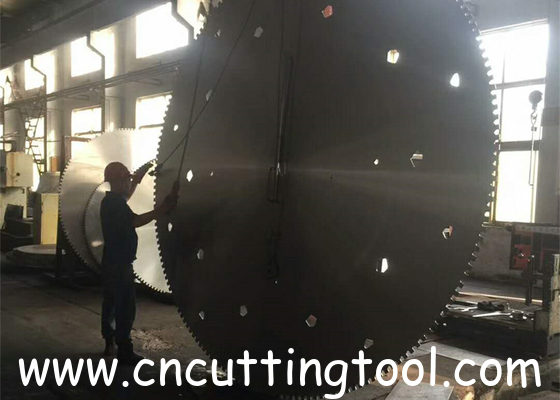 Quarry stone cutting diameter 3000 mm material 75Cr1 diamond saw blank and steel core