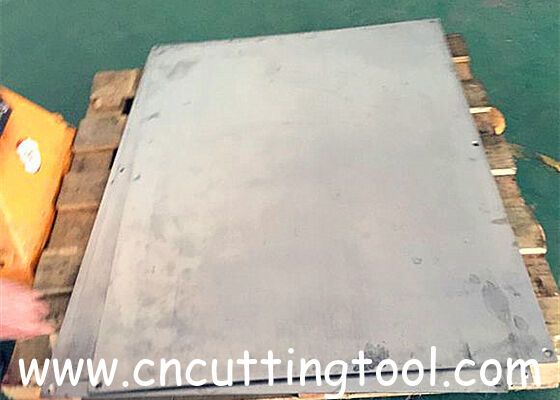Cutting and compensating plate for flatbed die cutting machine