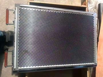 Honeycomb chase plate for die cutting and foil stamping machine