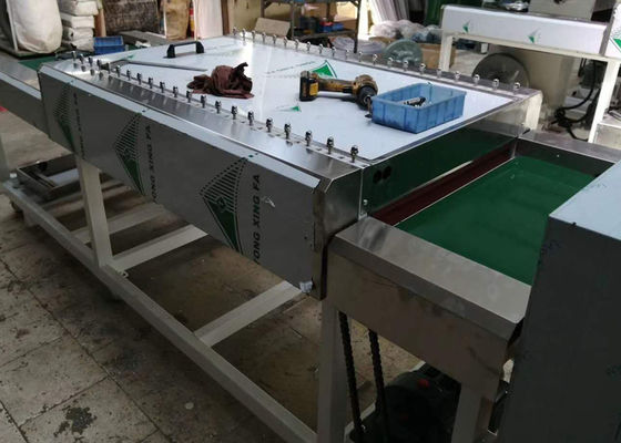 Cutting tools surface auto control motor drive drying and cleaning machine