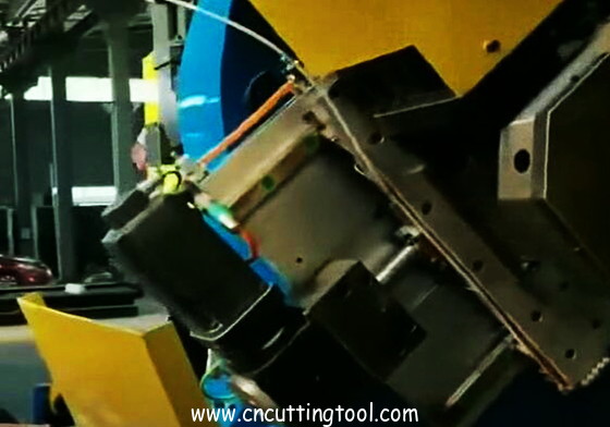 Fully automatic double blade CNC profiling milling saw for 273 diameter tube