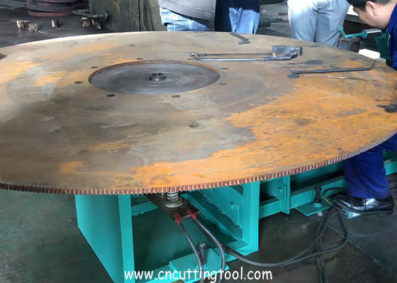 Hot and friction saw blade teeth hardness increase electrode hardening machine