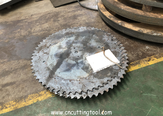 Automatic temperature control large circular saw blade tempering furnace