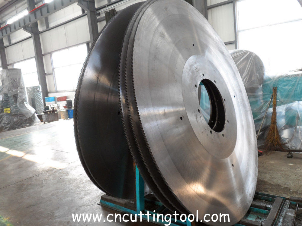 Effemax 2100mm Hot Saw Blade for Cutting Hot Rolled Beams 45Mn2V Steel Heat Treated with Hollow Ground Hub