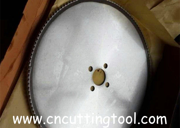 Circular tungsten carbide tipped saw blade for thick tube and pipe