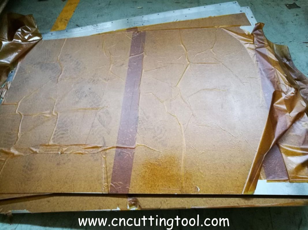 Die cutting plate for automatic die cutting and creasing machine