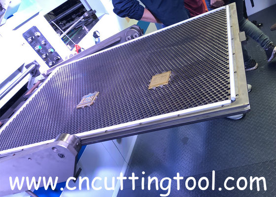 Honeycomb chase plate for automatic die cut and foil stamping machine